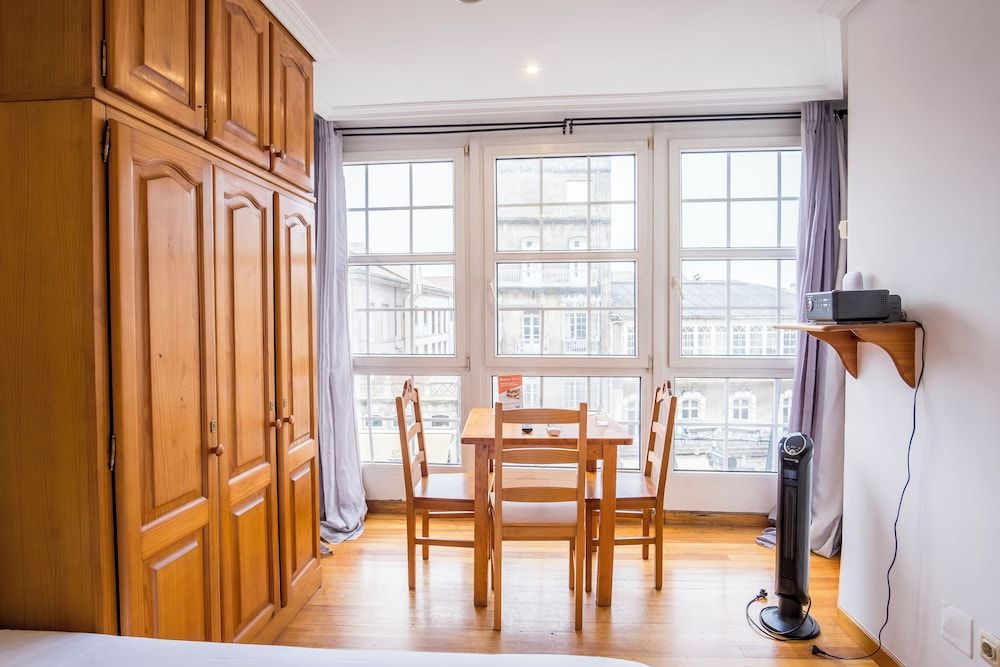 Apartamentos Alda Porta do Sol Studio, 3 Twin Beds 12