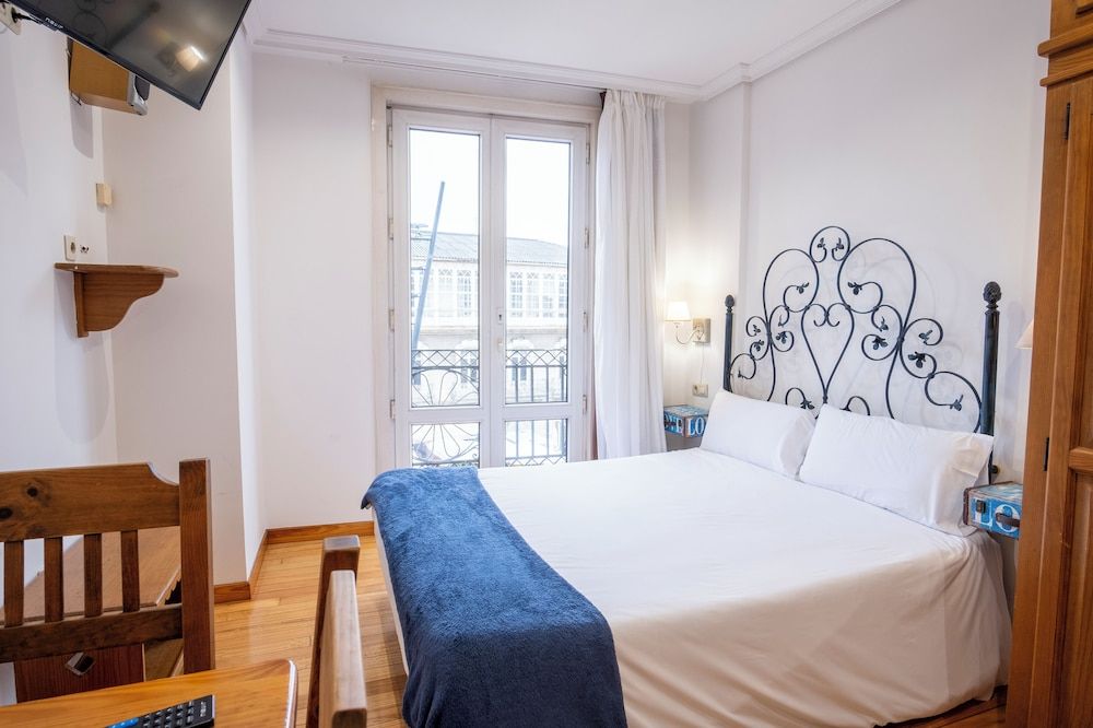 Apartamentos Alda Porta do Sol Studio, 1 Double Bed 4