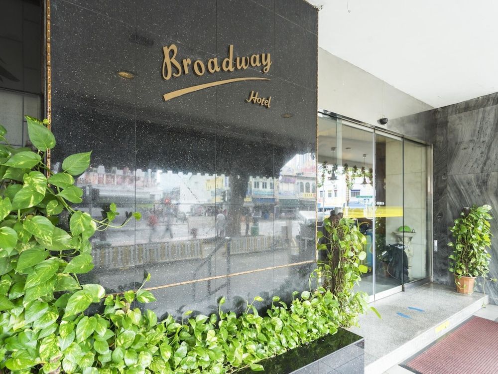undefined L Hotel @ Broadway 7