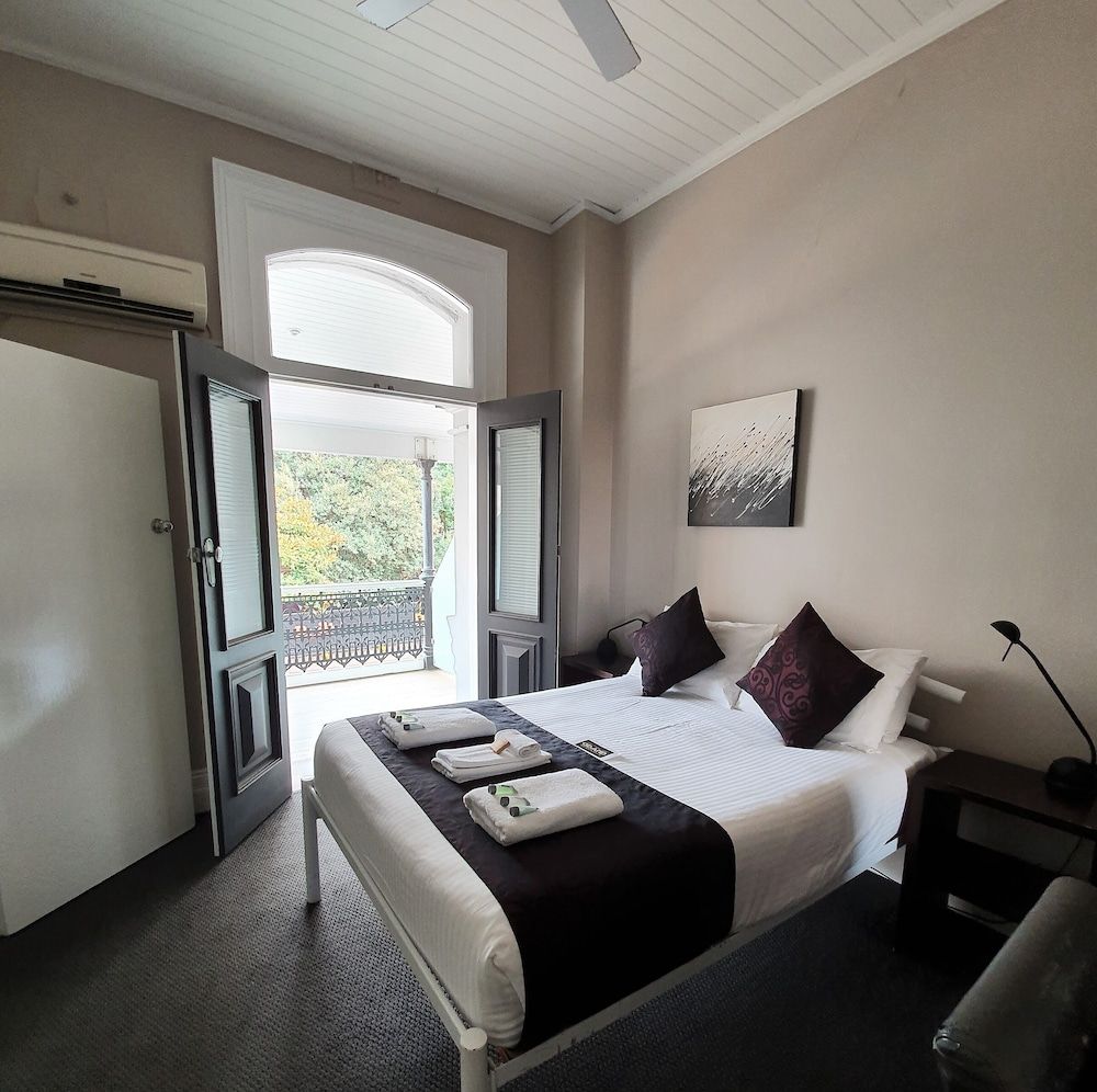 Double Room 8