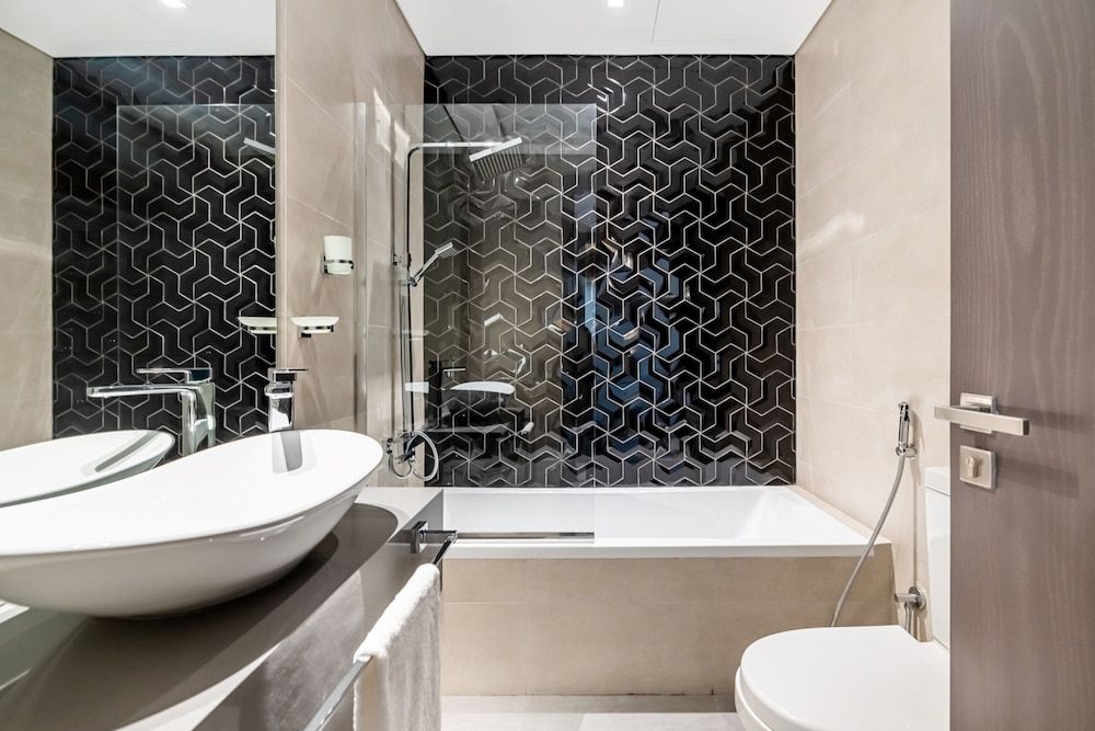 Unlock Metropolis Studio with Kitchen & Balcony 14