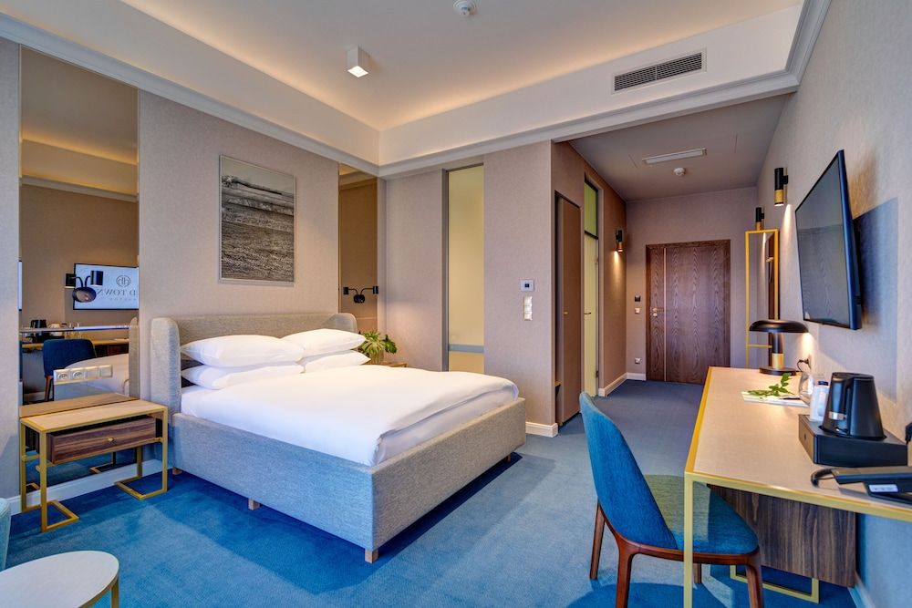 Haston Old Town Standard Double Room 2