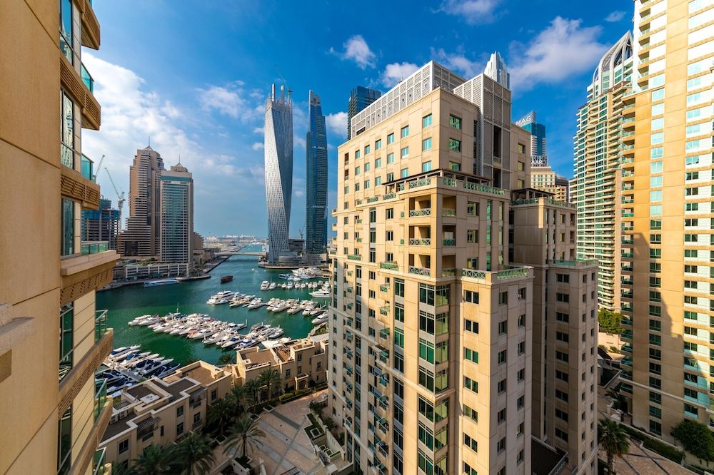 undefined Maison Privee - Stunning Waterfront Apt w/ Marina View nxt to Beach