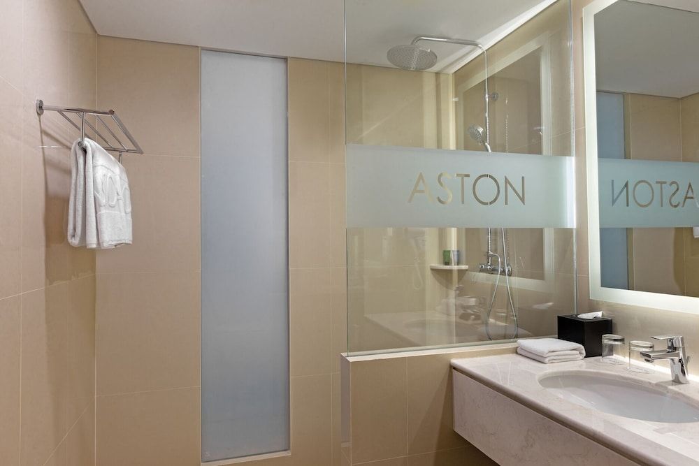 Aston Gresik Hotel & Conference Center Superior Room 6