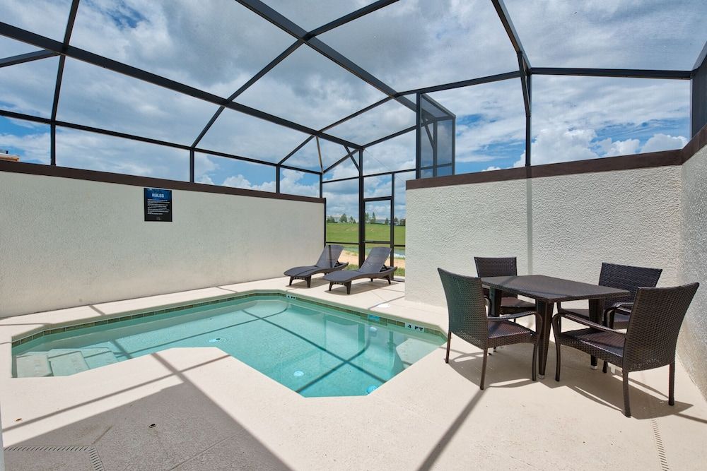 undefined 5 bed home resort 3