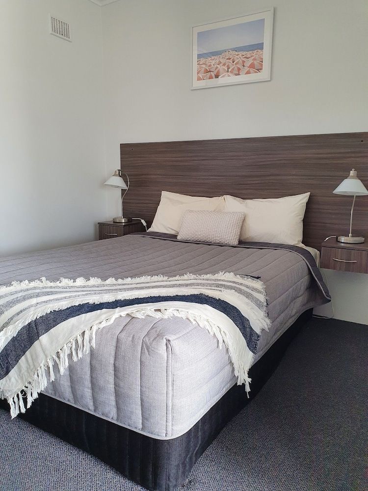 Motel River Bend Deluxe Queen Room