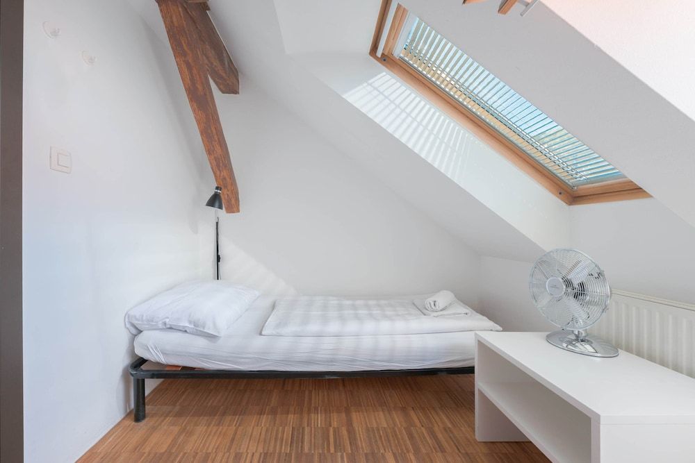 undefined Atik Rooms 2