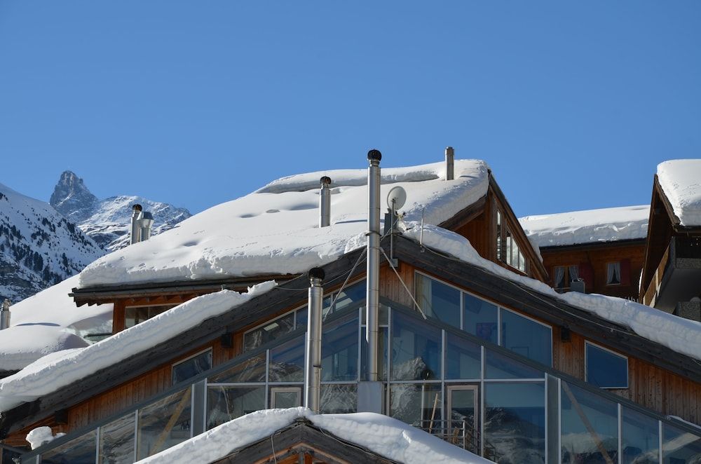 undefined Mountain Exposure Luxury Chalets & Penthouses & Apartments 9