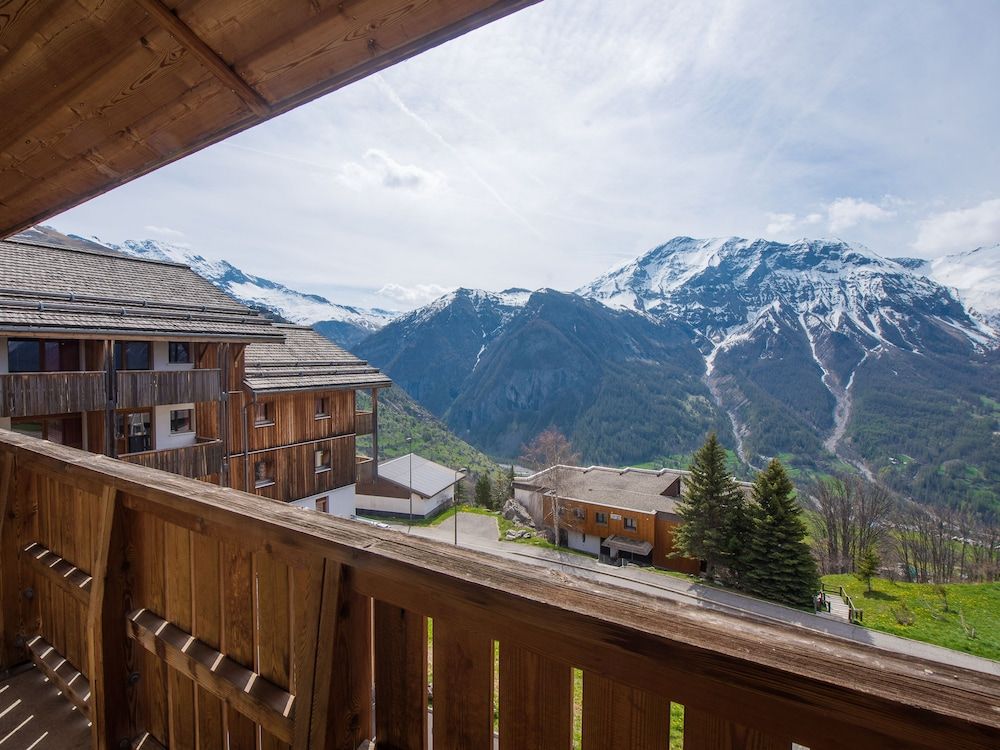 1-bedroom apartment with sleeping area for 4 people - mountain view