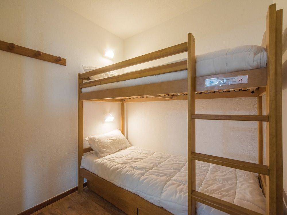 2-bedroom apartment with sleeping area for 8 people