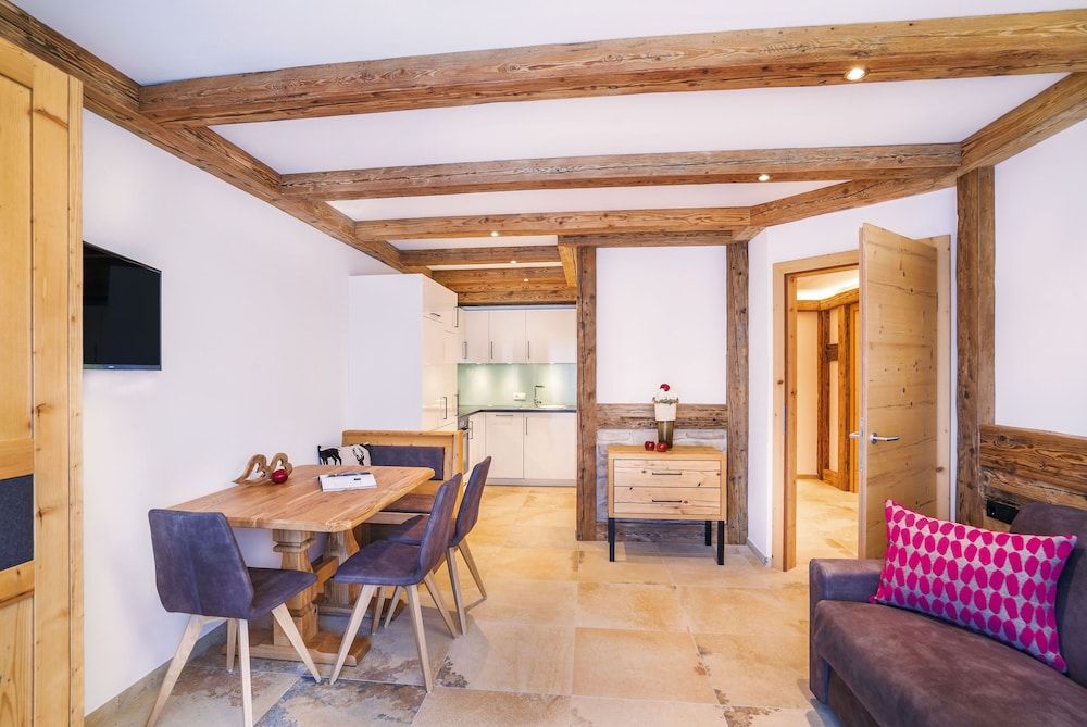 Junior-Apartment "Smaragd" (add. cleaning fee 125 EUR to be paid on site)
