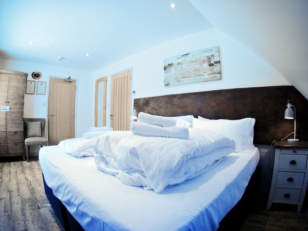 The Sawmills Room 4 (Not Dog Friendly Room) 3