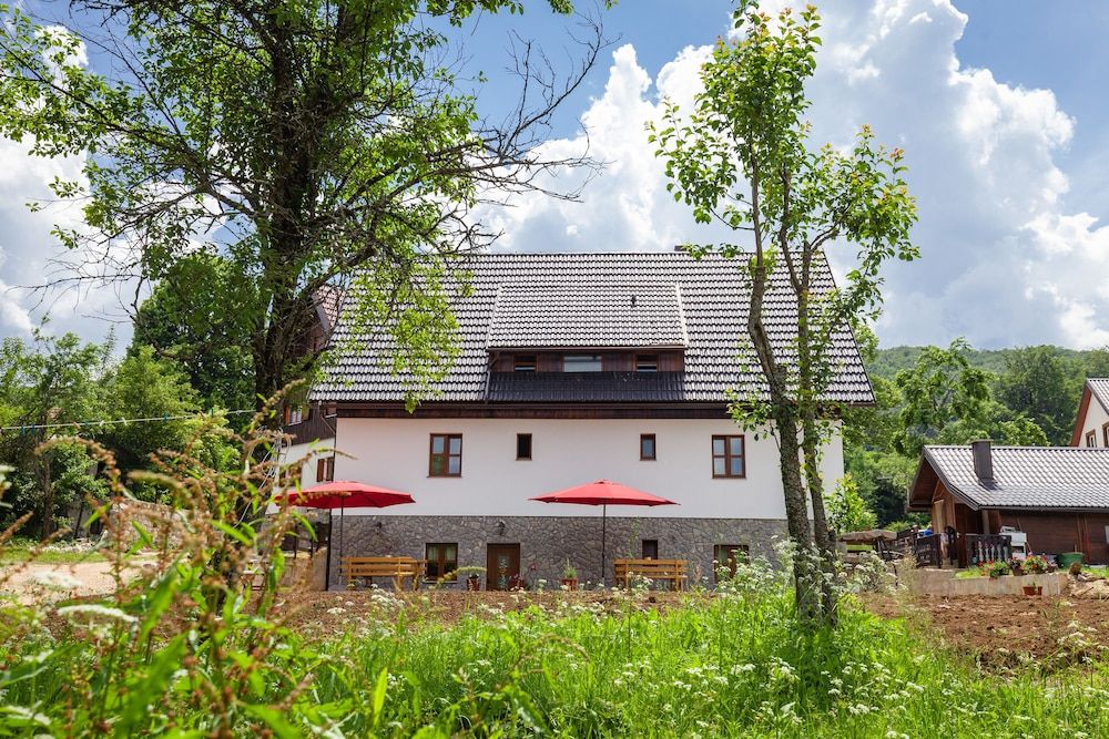 undefined Imperial house 2