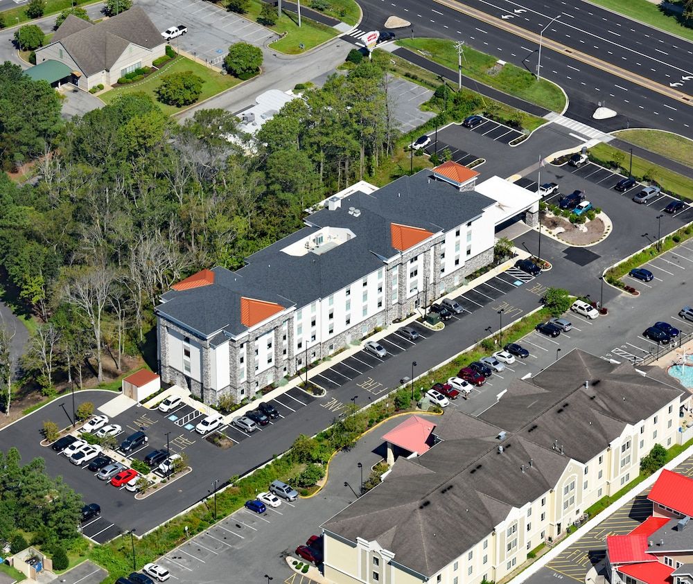 undefined Hampton Inn & Suites Ocean City West 10