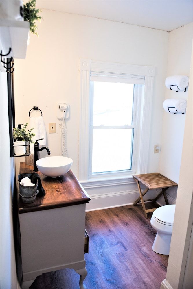 Inn On Golden Pond Sheep Island 8