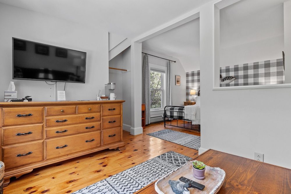 Inn On Golden Pond Loon Island 7