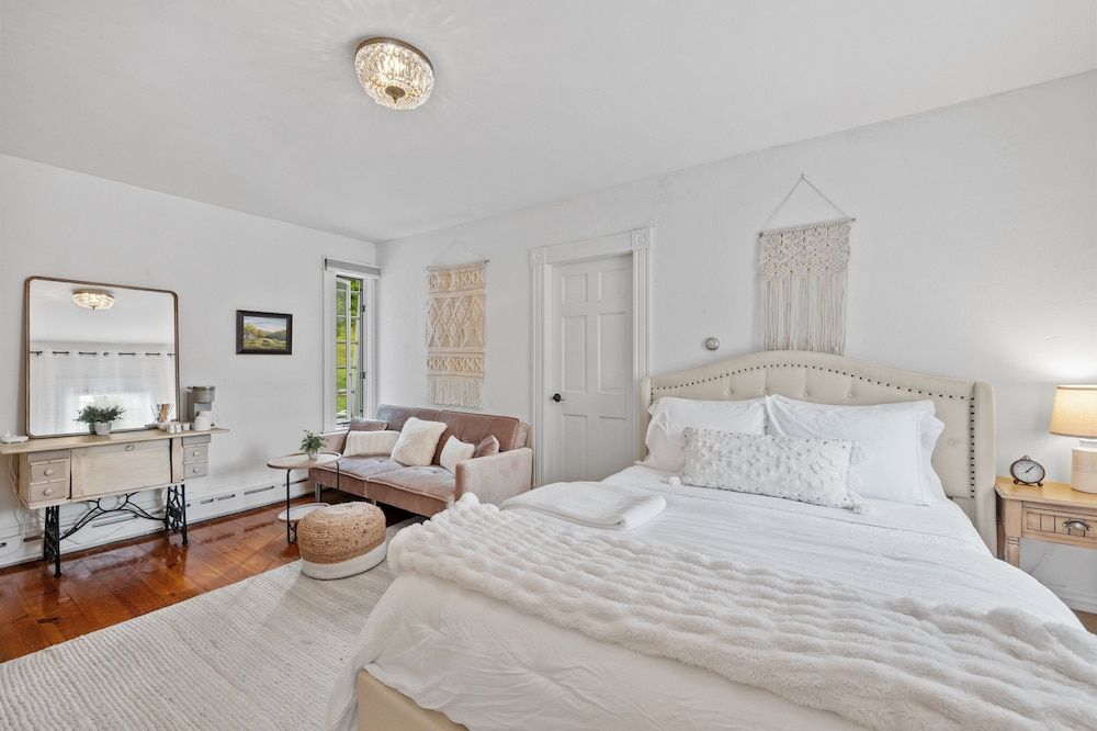 Inn On Golden Pond Sheep Island 4