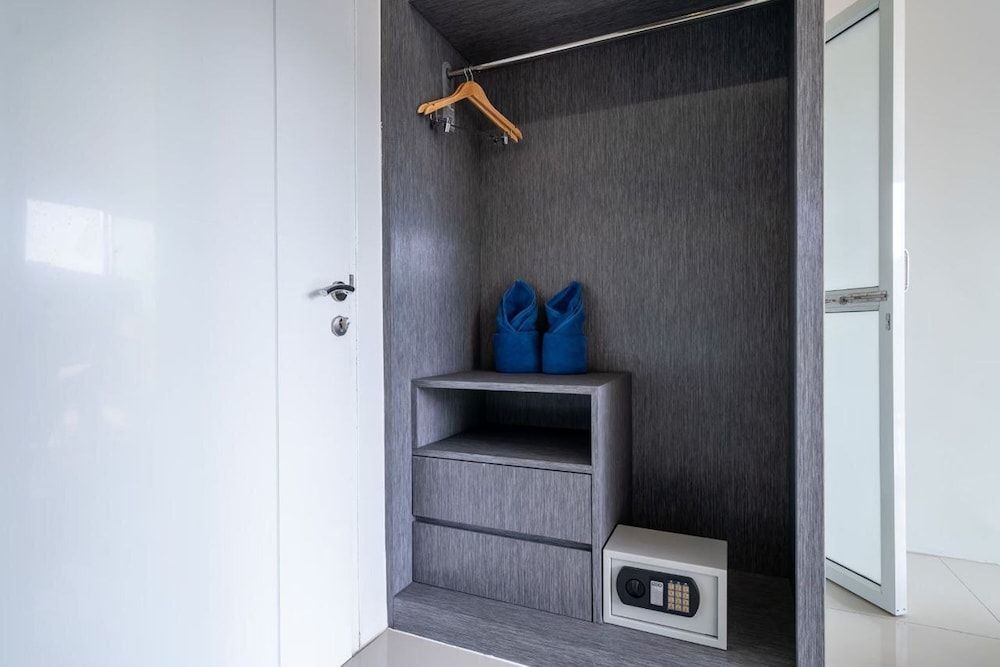 The Thames Pool Access Resort SHA+ Superior Room, Balcony 6