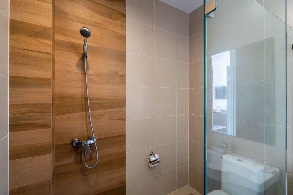 The Thames Pool Access Resort SHA+ Superior Room, Balcony 4