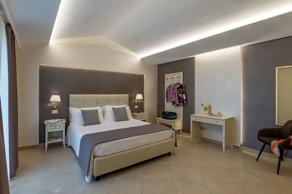 Vittorio Emanuele Boutique Hotel Junior Suite, Partial Sea View (303) 4