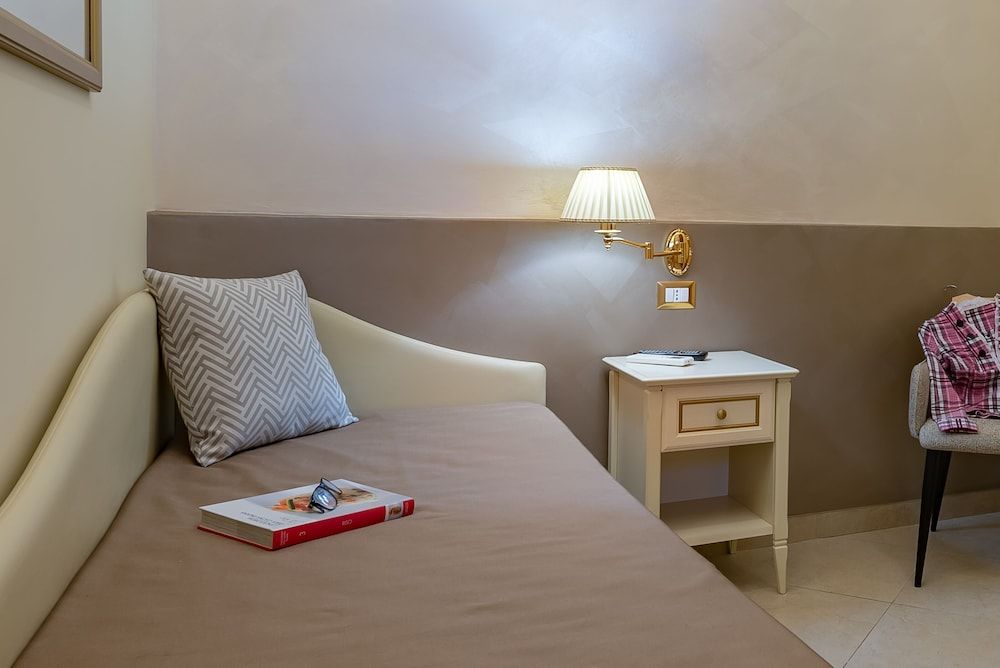 Vittorio Emanuele Boutique Hotel Family Room, City View (201) 20