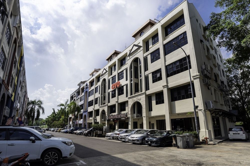 undefined OYO 1230 Zen Zeng Budget Hotel 2