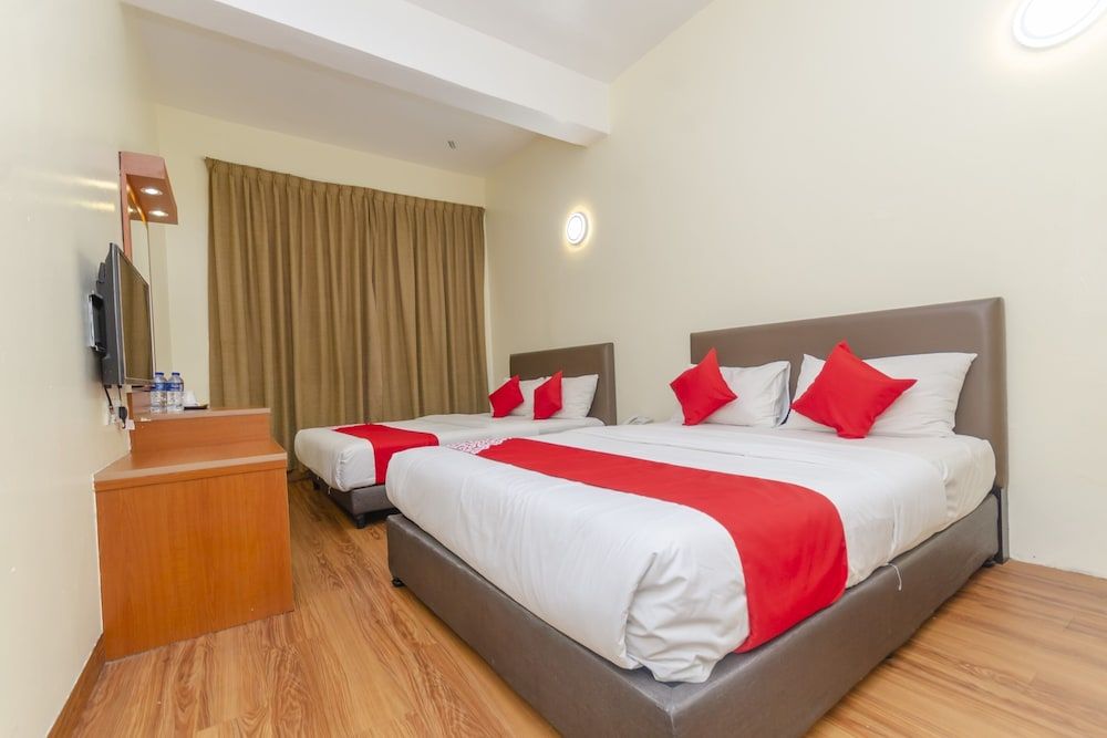OYO 1230 Zen Zeng Budget Hotel Family Suite 2