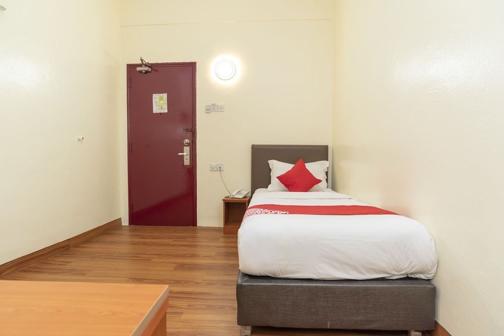 undefined OYO 1230 Zen Zeng Budget Hotel 3