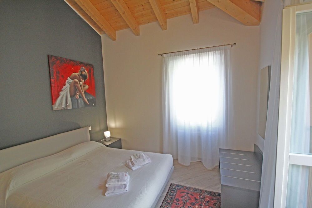 Diamond Apartments Comfort Apartment, 1 Bedroom, Garden View 2