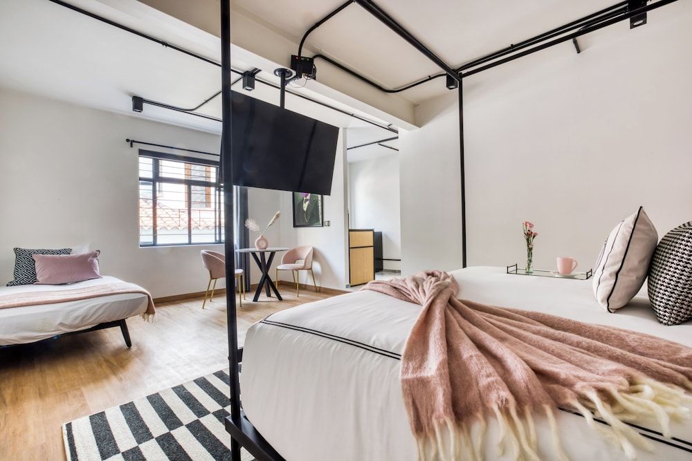 UTOPIC Campos Elíseos by ULIV