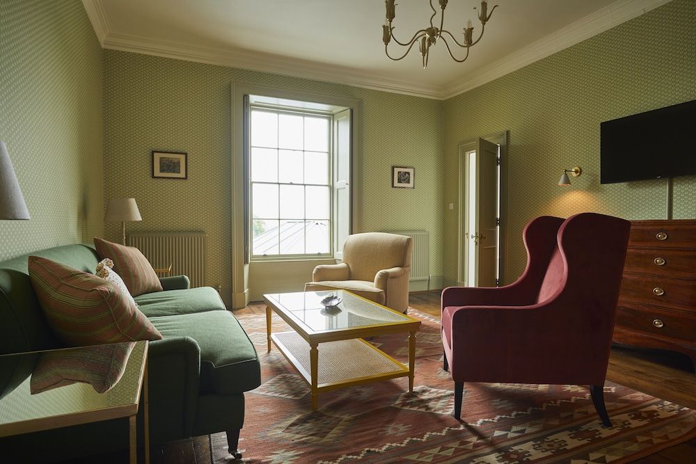 The Retreat, Elcot Park Percy Shelley Suite 8