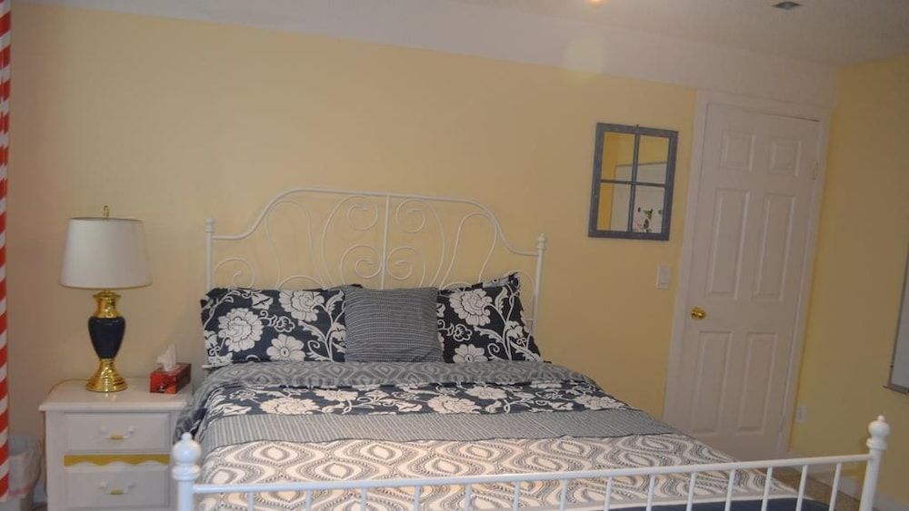 Brother Li Homestay Basic Double Room