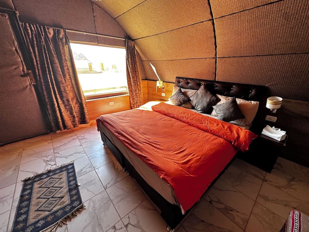 undefined Sharah Luxury Camp 8