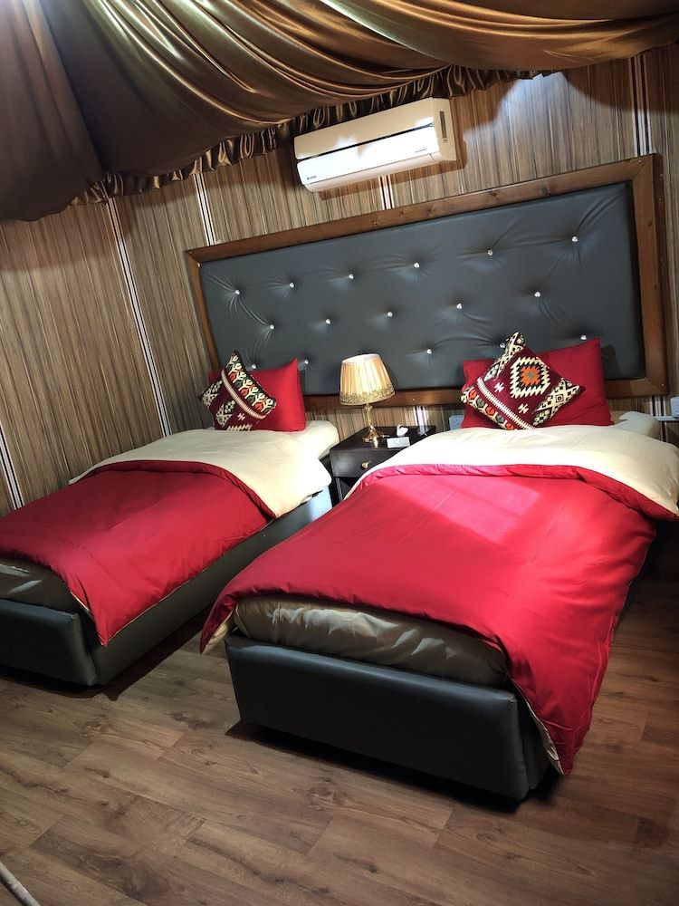 undefined Sharah Luxury Camp 10