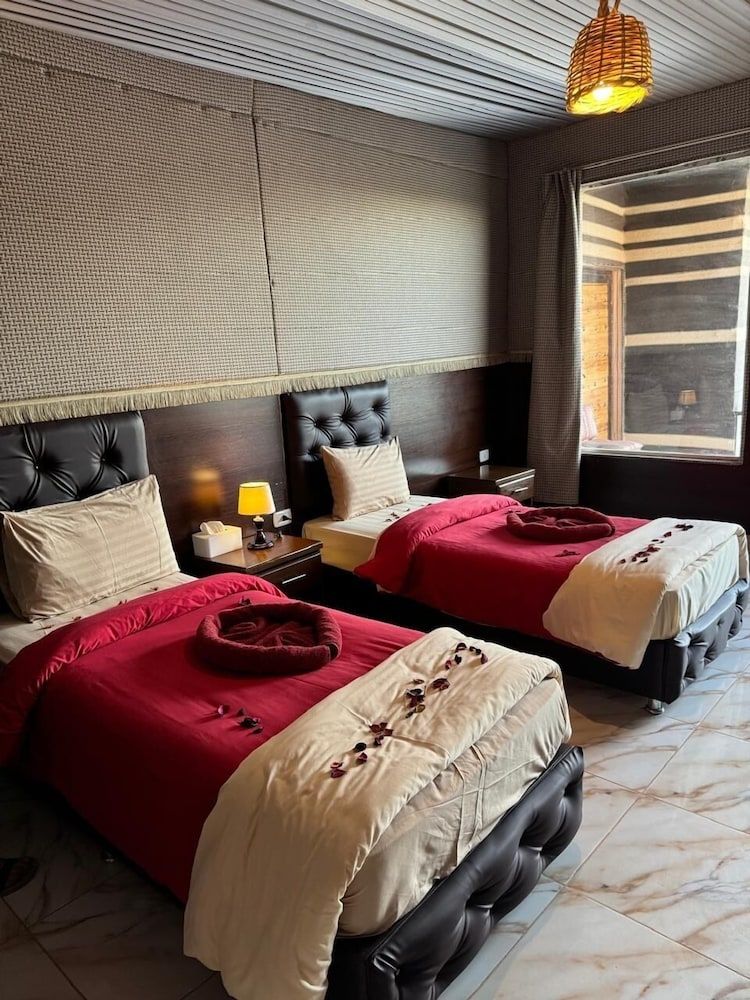 undefined Sharah Luxury Camp 2