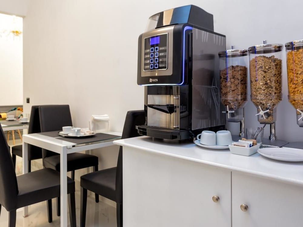 undefined Queen Palace Suites 10