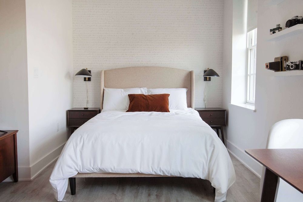 Studio, 1 King Bed, Non Smoking