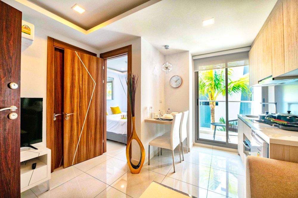 undefined Arcadia Beach Resort Pattaya