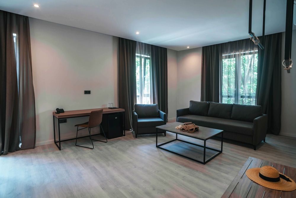 Primorski Hotel Studio, Balcony 7