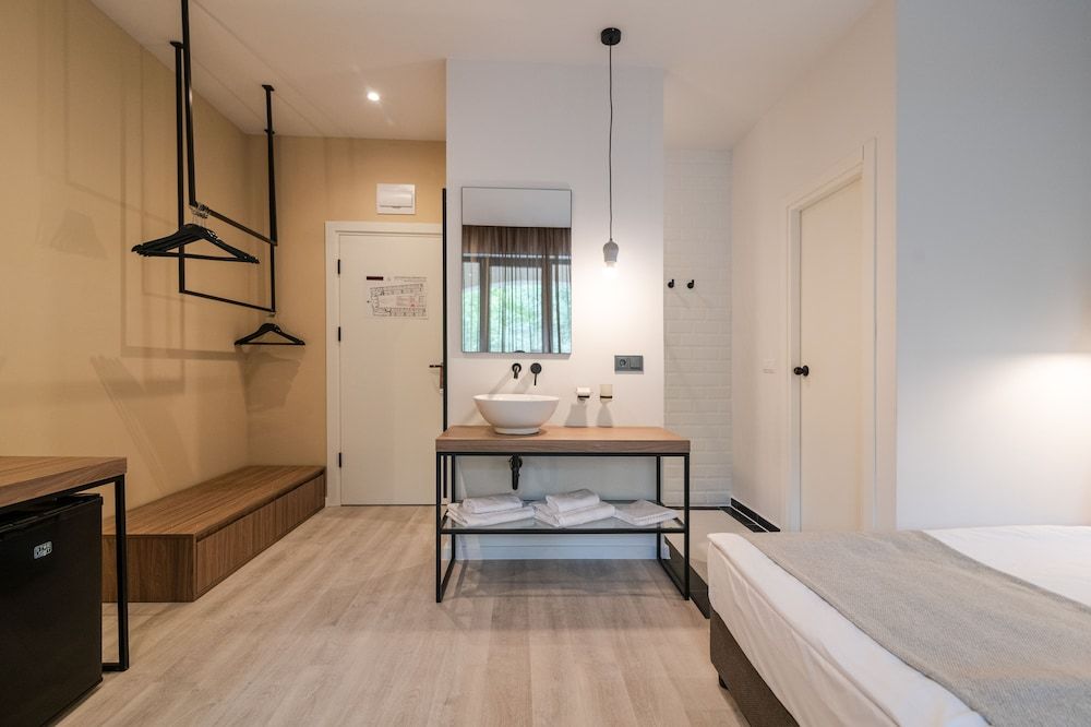 Primorski Hotel Standard Double Room, Balcony 7