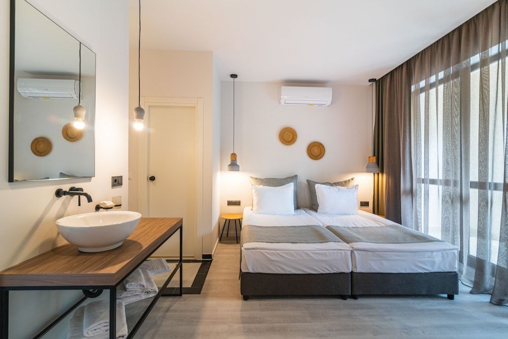 Primorski Hotel Standard Double Room, Balcony 4