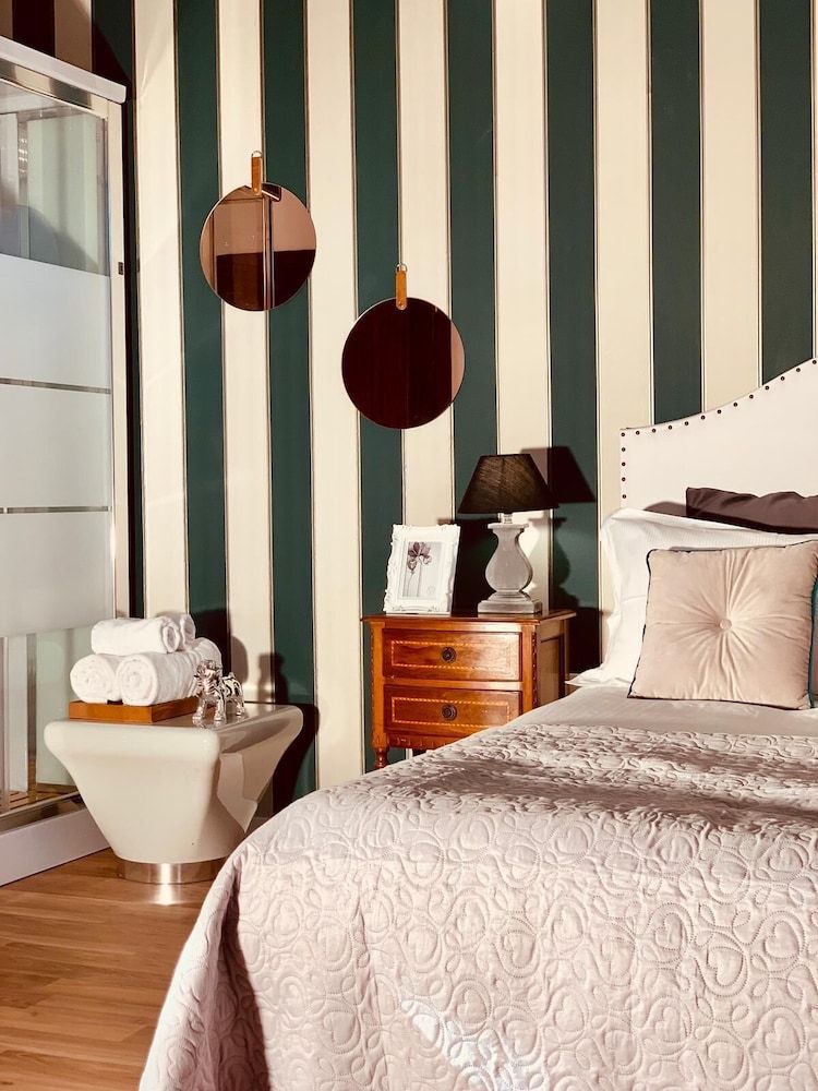 Palazzina300 Junior Double Room, 1 Queen Bed (32) 2