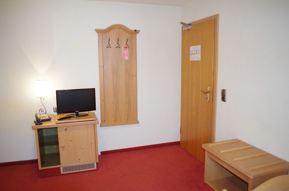 Hotel Alttolkewitzer Hof Dresden Twin Room 2