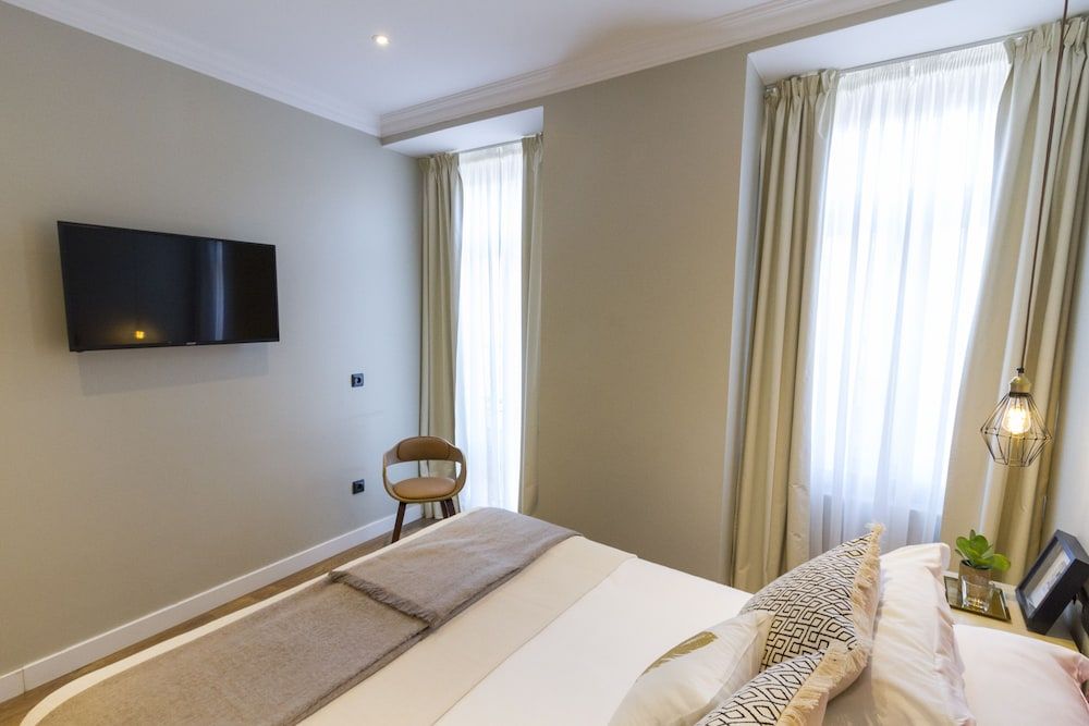 undefined Bairro Alto Suites 9