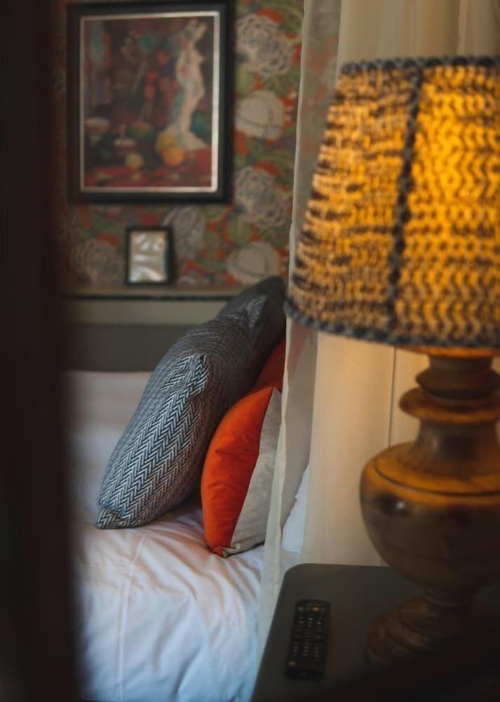 The Swan Tarporley Classic Double Room, Ensuite 5