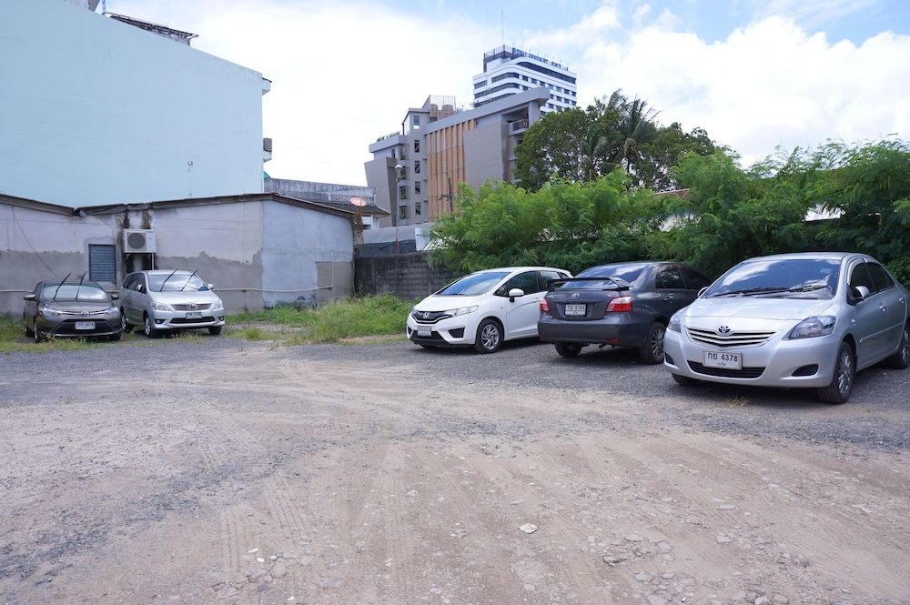 undefined Nanachart Mansion 5