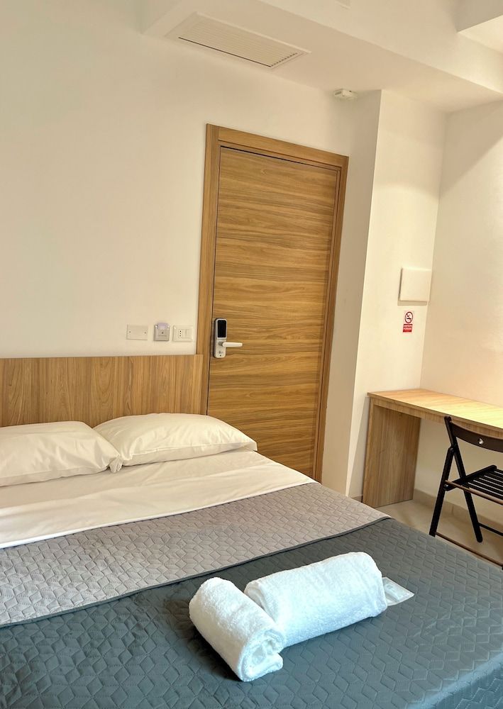 undefined Hotel Brivio 2