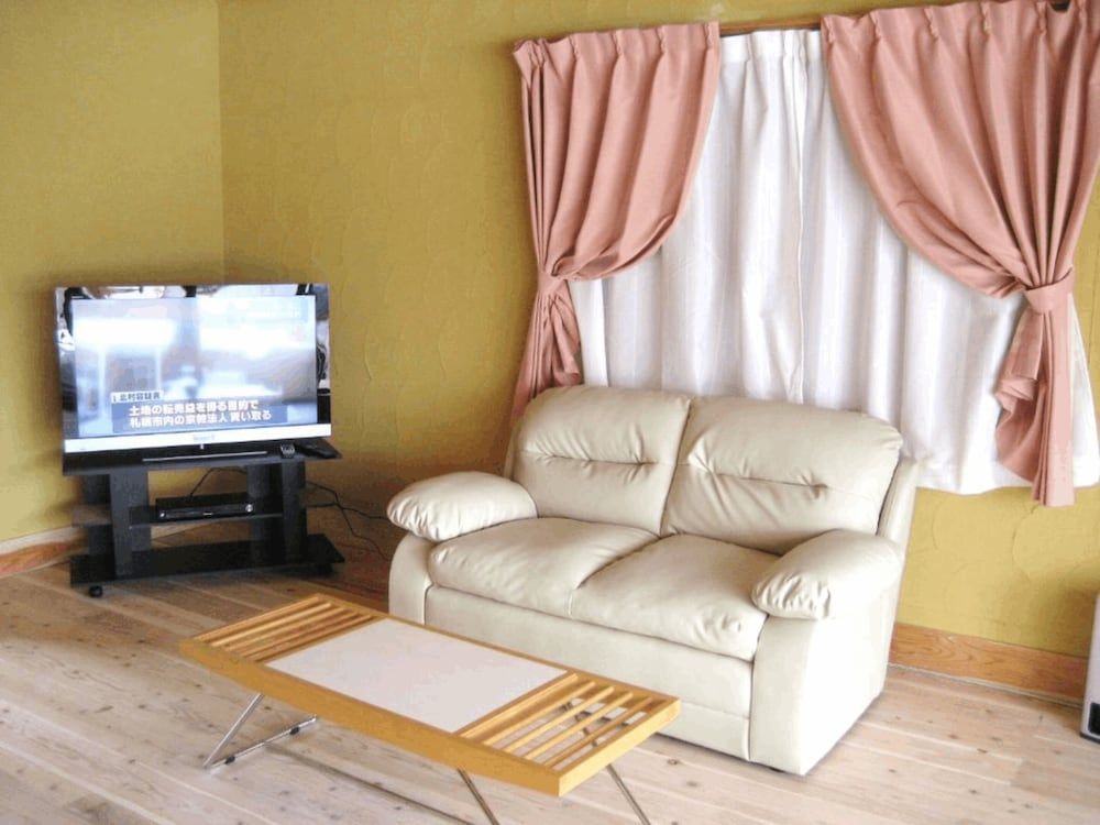 Family Room (for 2 Guests)