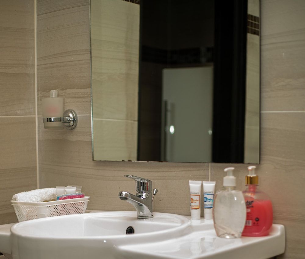 BlueBay Hôtel Abidjan Senior Suite 5