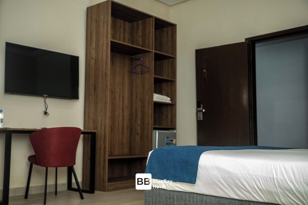 BlueBay Hôtel Abidjan Standard Double Room, Private Bathroom 3